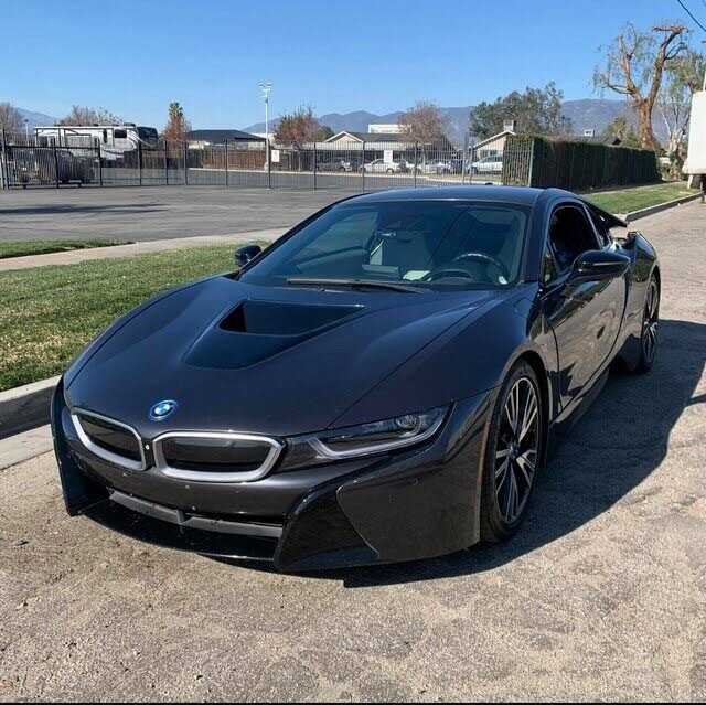 2015 BMW i8