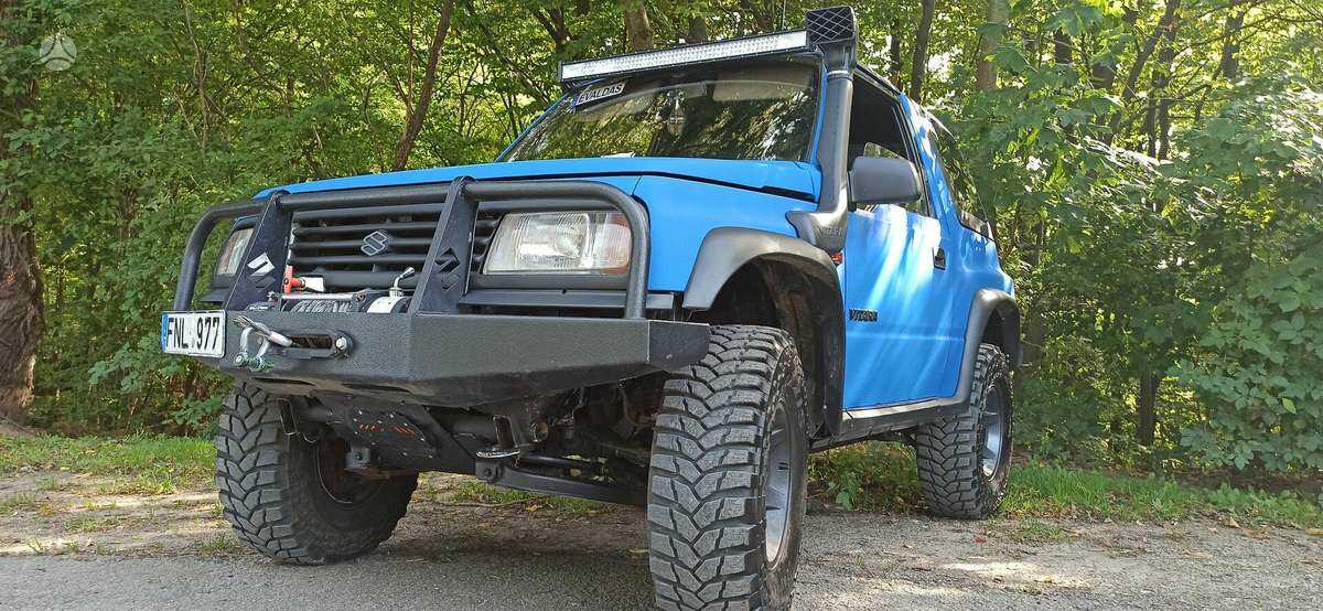 Suzuki Sidekick