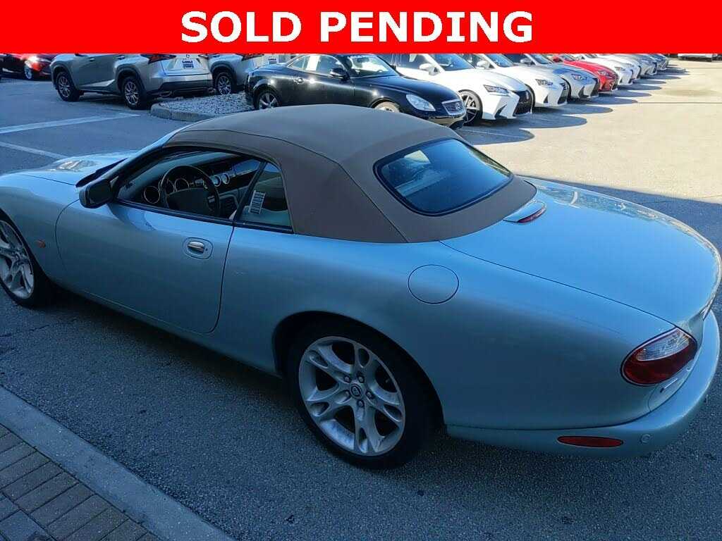 Jaguar XK8