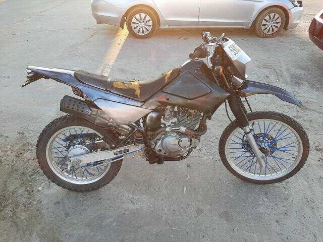 Suzuki DR200SL