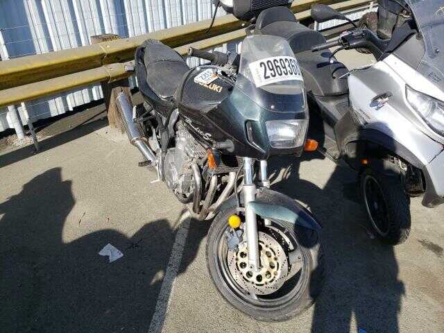 Suzuki GSF600S