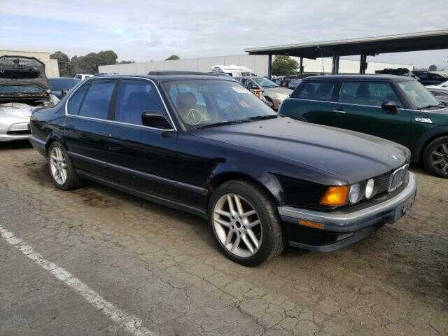 BMW 735i