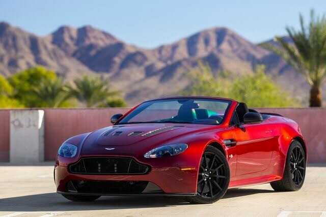 Aston Martin V12 Vantage