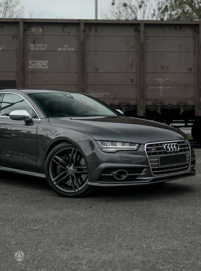 Audi S7