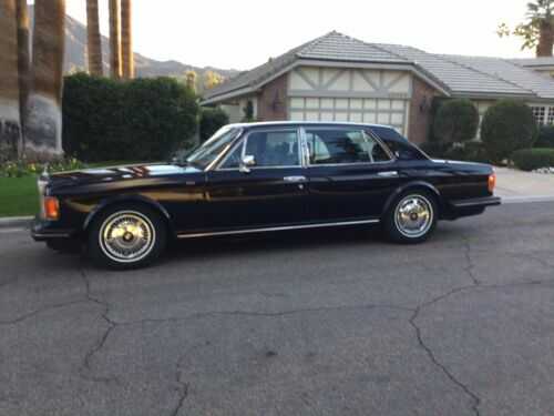 Rolls-Royce Flying Spur
