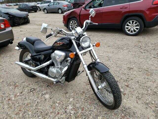 Honda VT600C (SHADOW VLX)