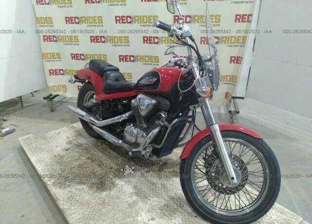 Honda VT600CD (SHADOW VLX DELUXE)
