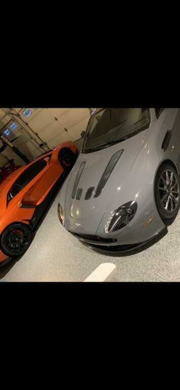 Aston Martin V12 Vantage