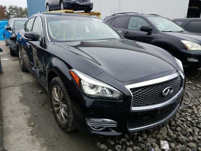 Infiniti Q70