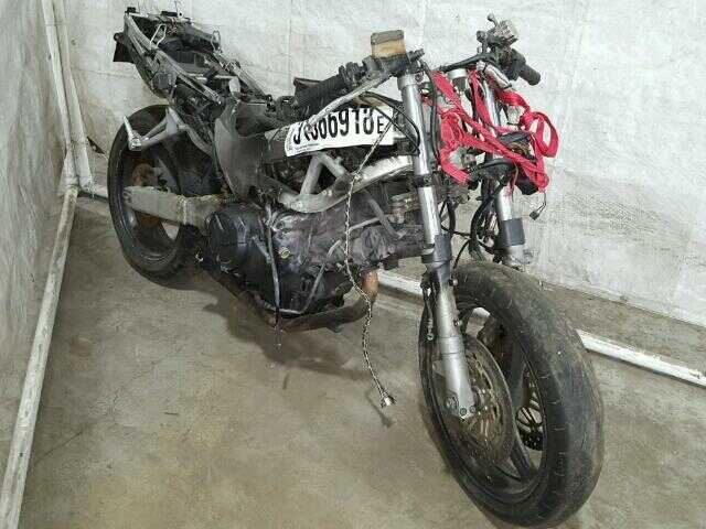Honda VTR1000F (SUPERHAWK)
