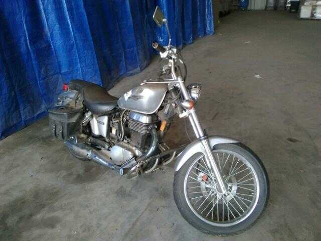 Suzuki LS650