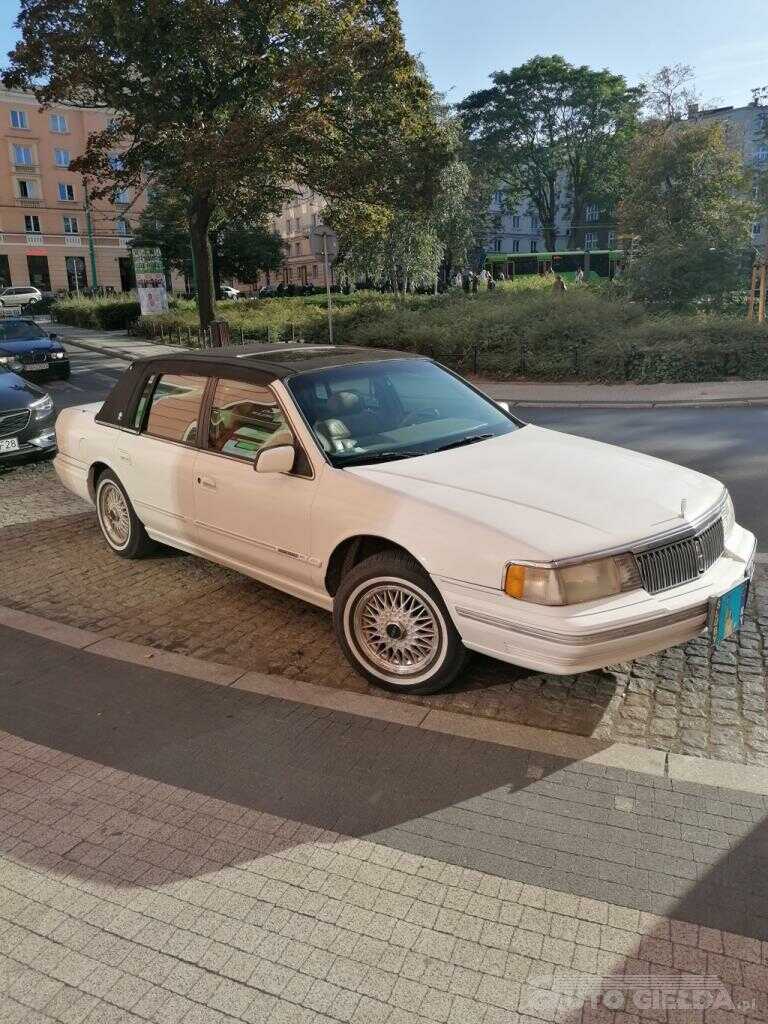Lincoln Continental