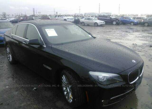 BMW 750i