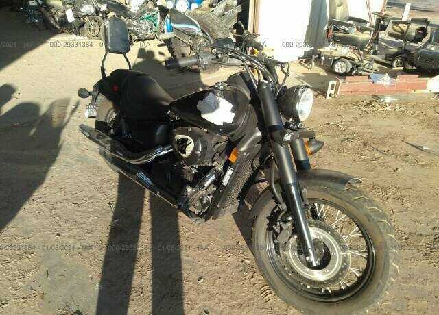 Honda VT750 (Shadow Phantom)