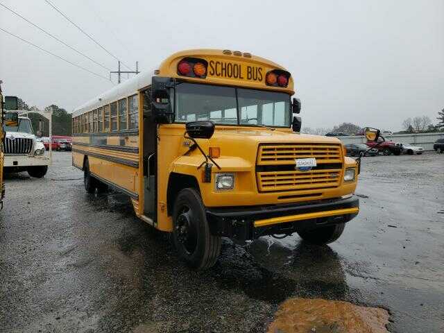 Ford B700