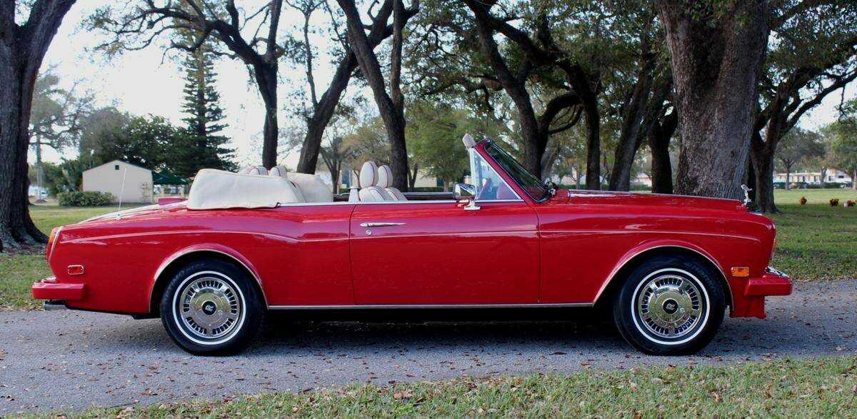 Rolls-Royce Corniche