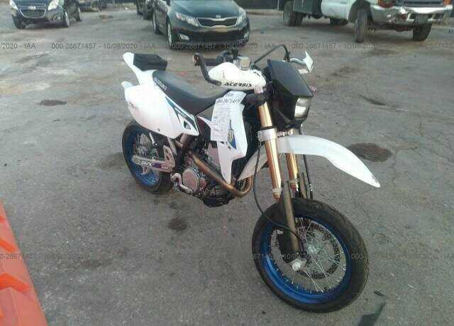 Suzuki DR-Z400SML