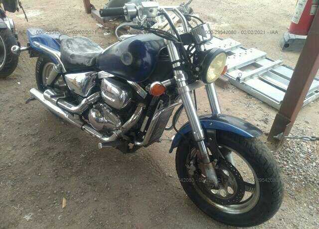 Suzuki VZ800