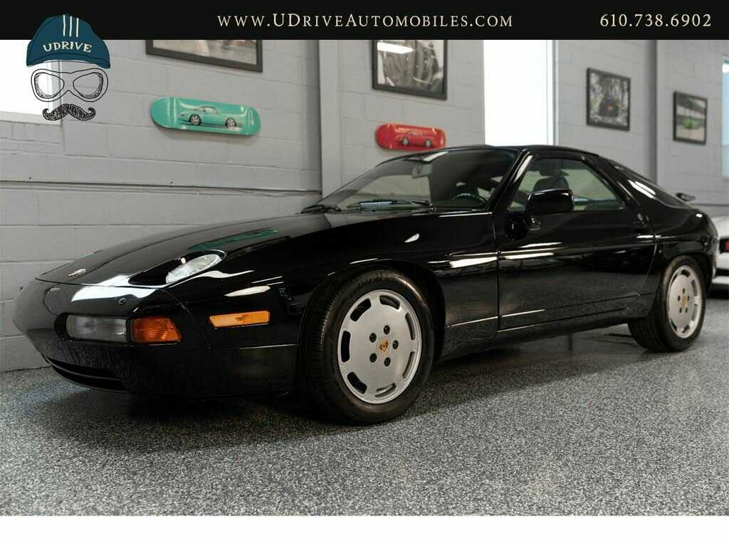 Porsche 928