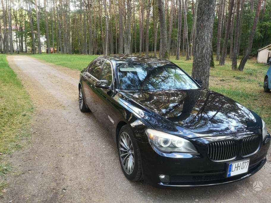 BMW 740Li