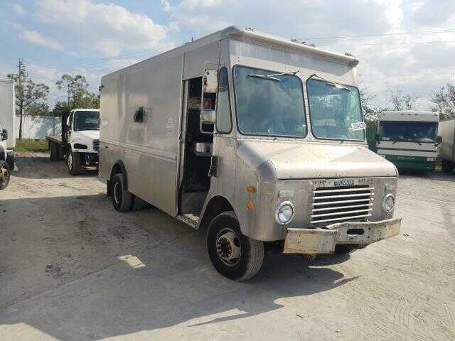 Ford F-590