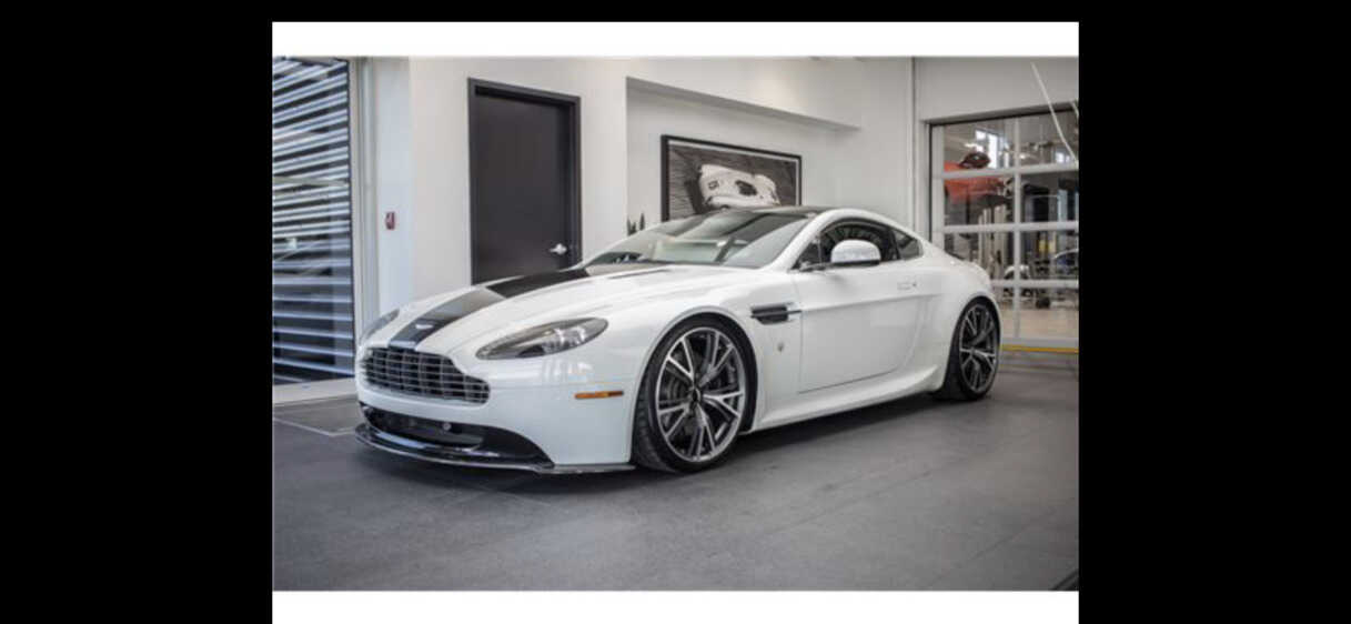 Aston Martin V8 Vantage