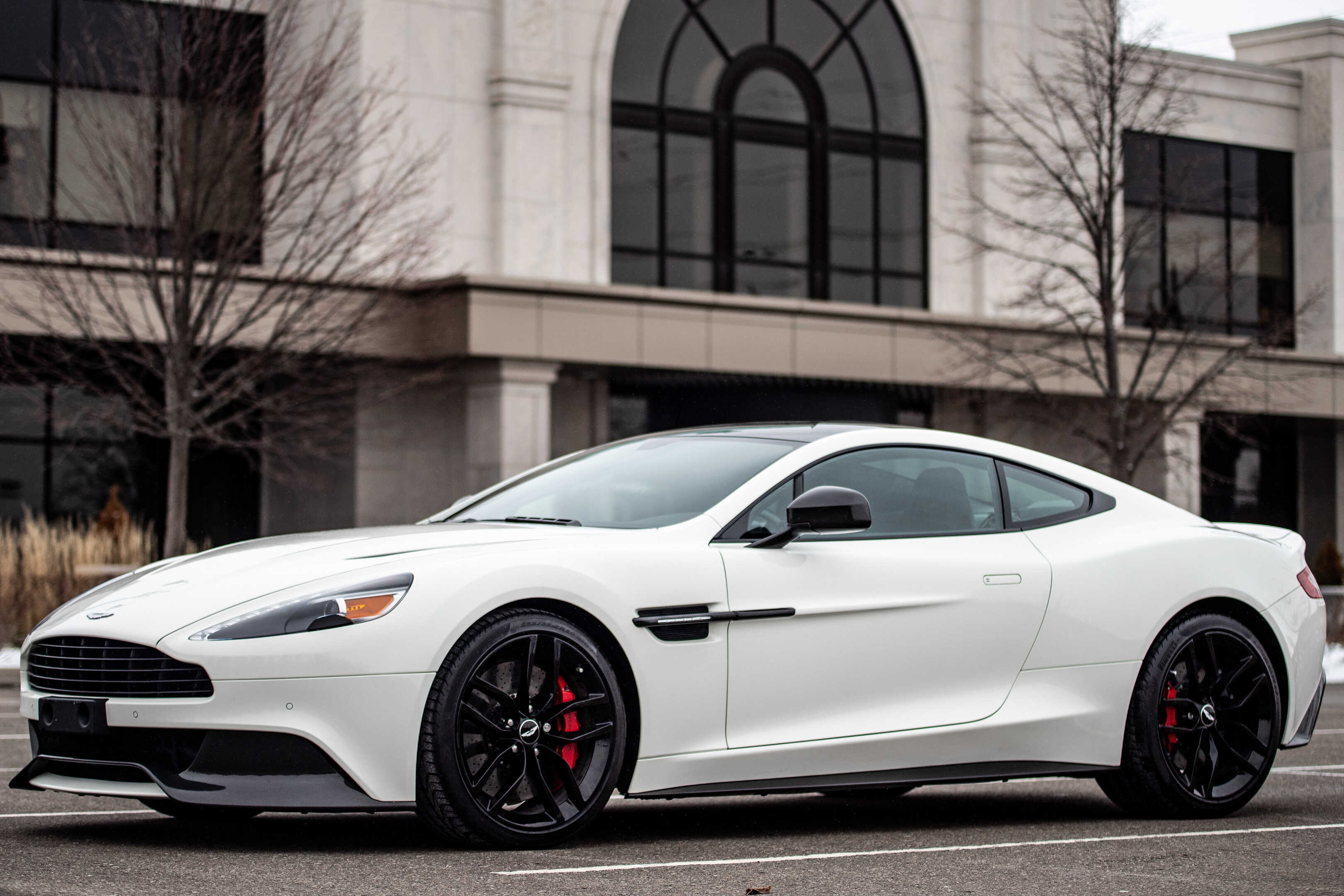 Aston Martin Vanquish