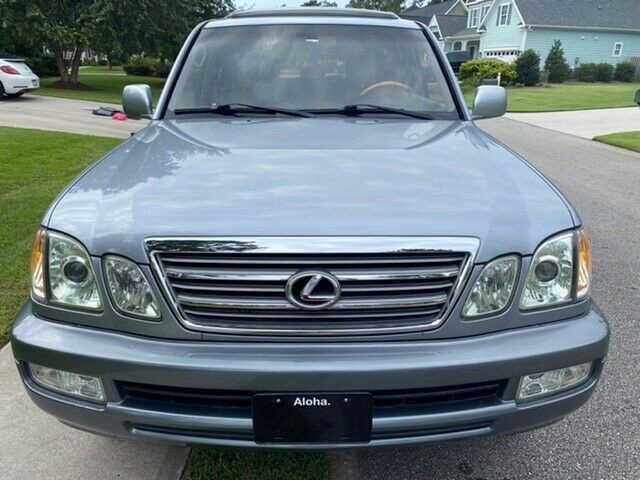 2003 Lexus LX