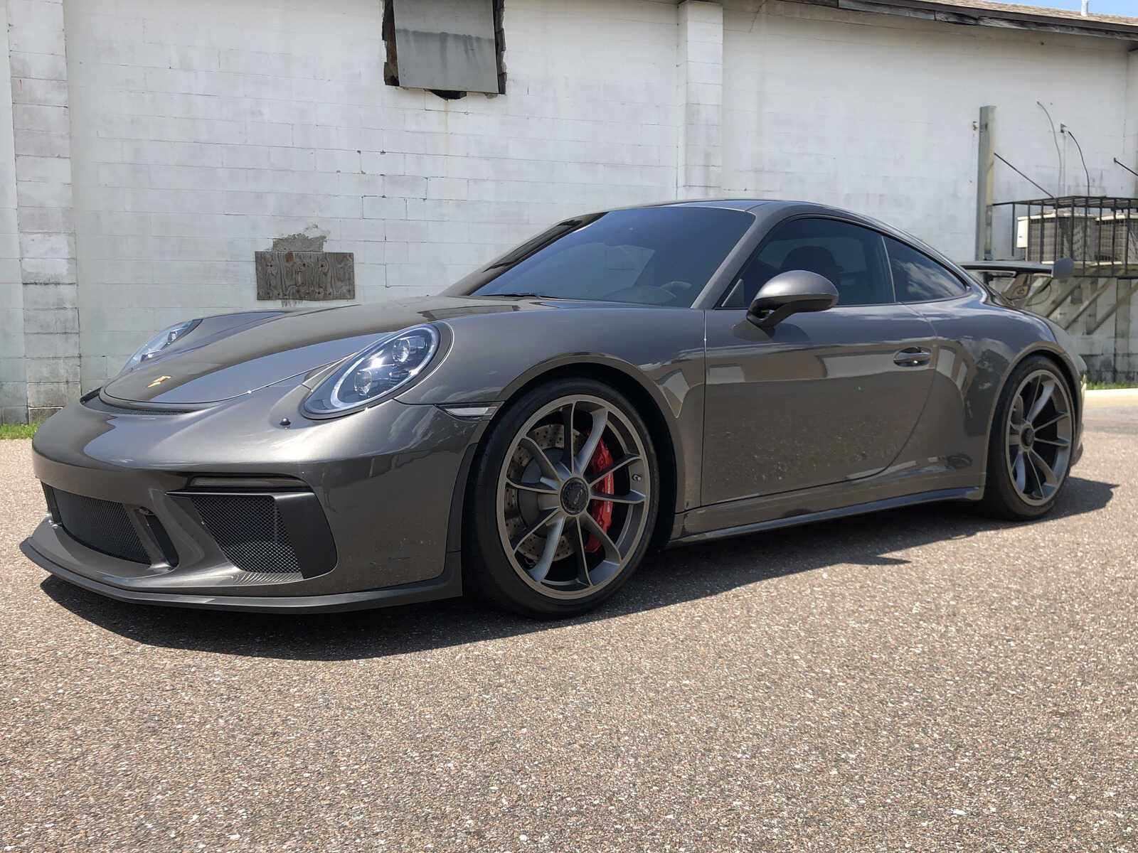 PORSCHE