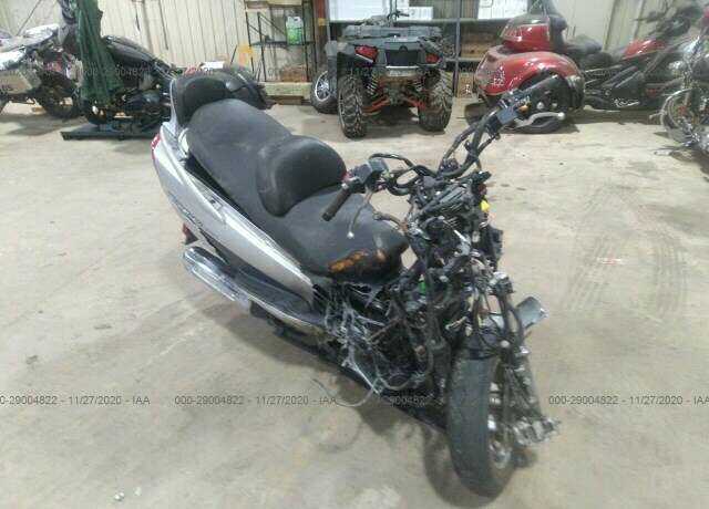 Suzuki AN400K