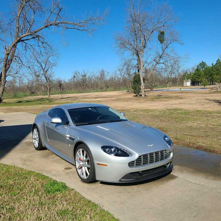 Aston Martin V8 Vantage