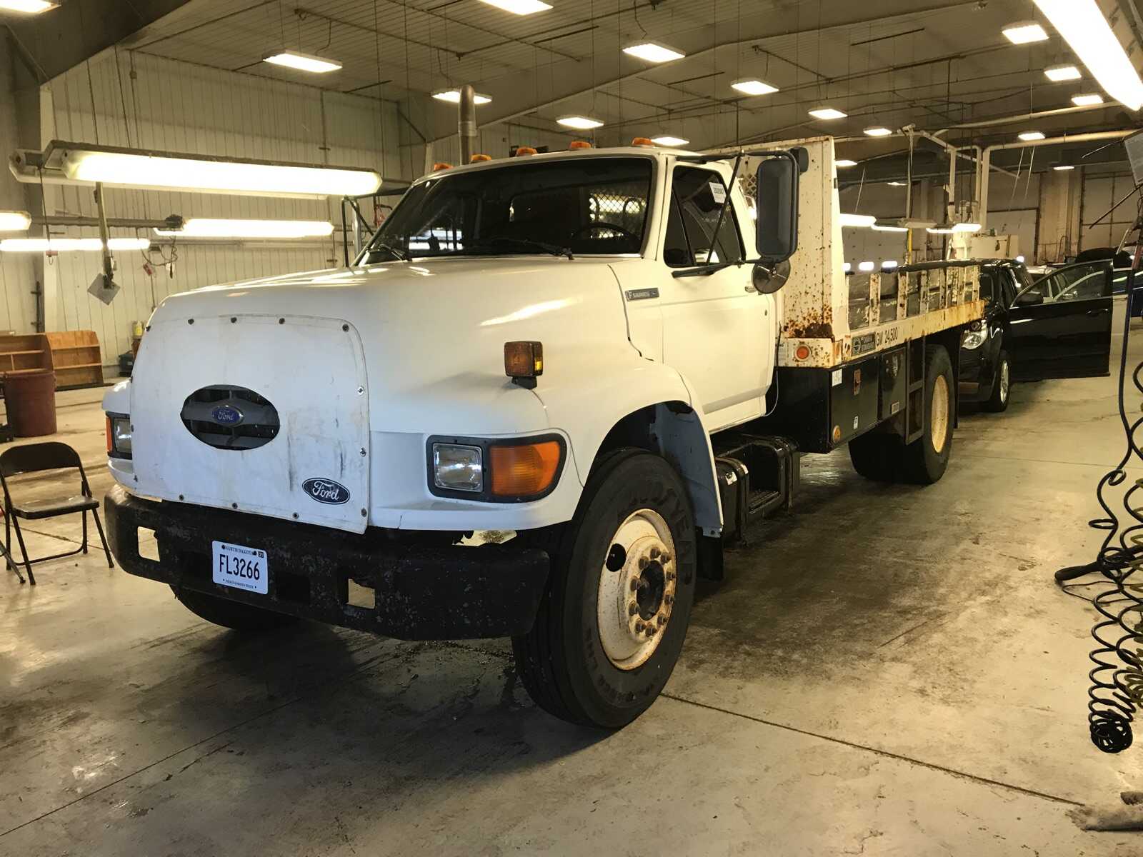 Ford F-800