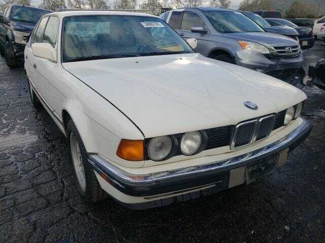 BMW 735i