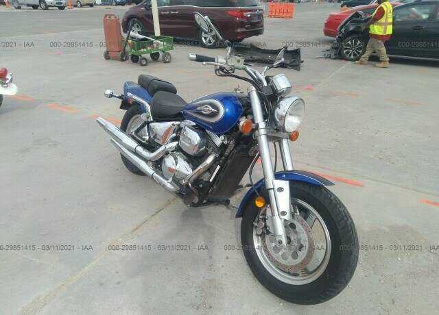 Suzuki VZ800
