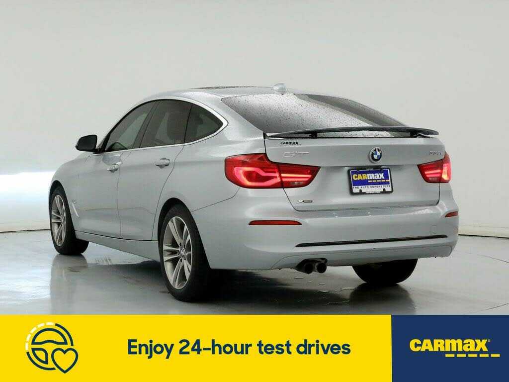 2018 BMW 330i