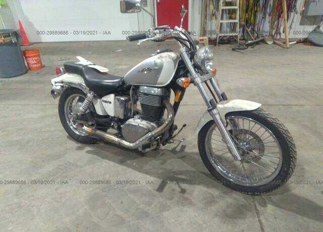 Suzuki LS650