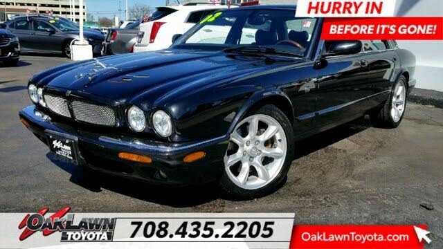 Jaguar XJR