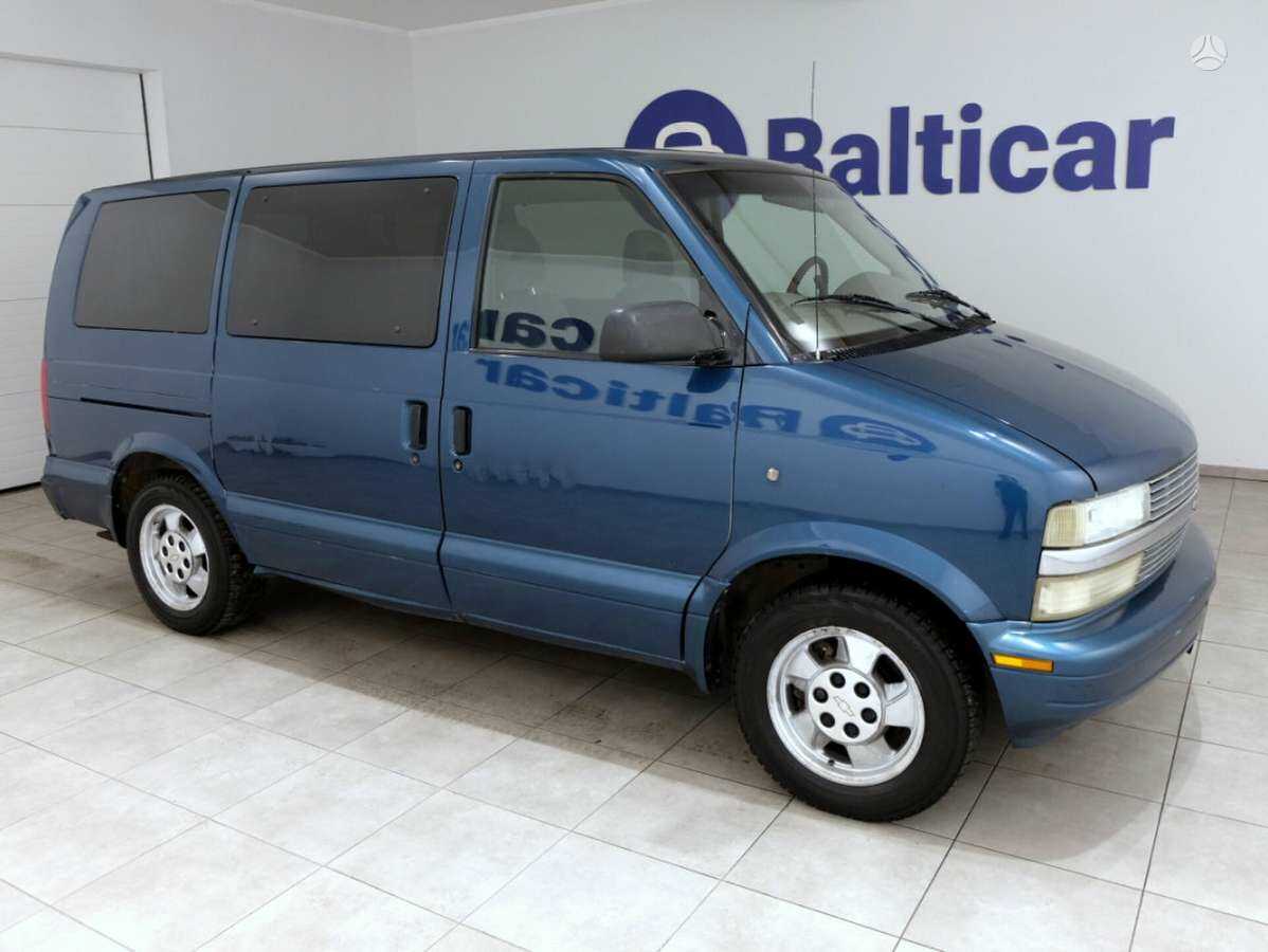 Chevrolet Astro Van