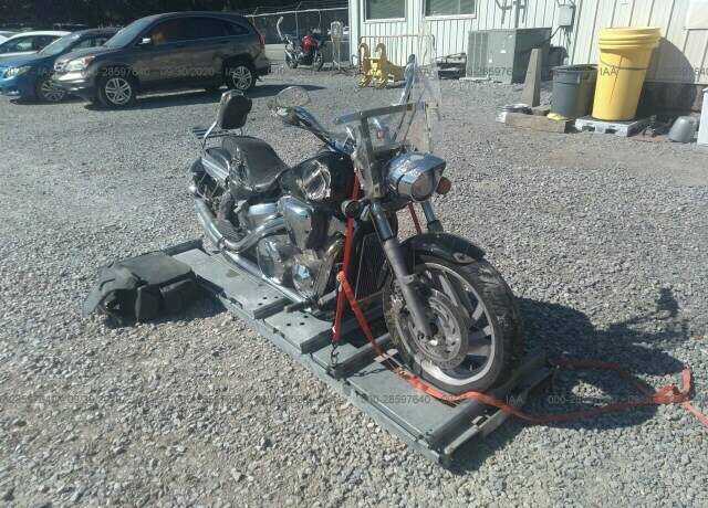 Honda VTX1300C (VTX)