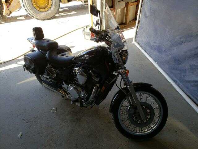 Suzuki VS800