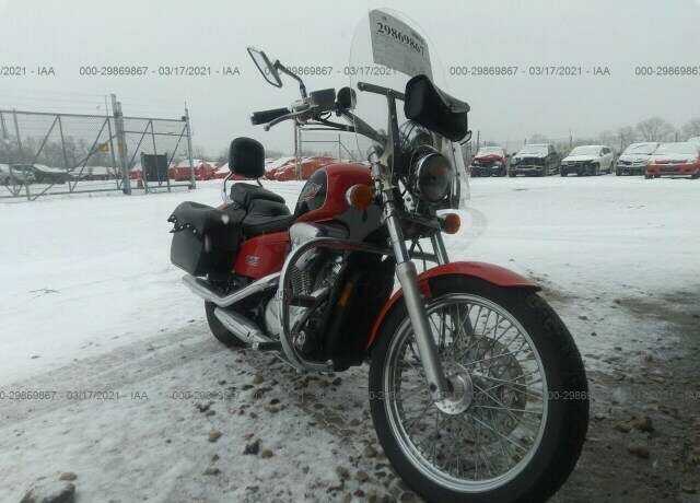 Honda VT600CD (SHADOW VLX DELUXE)
