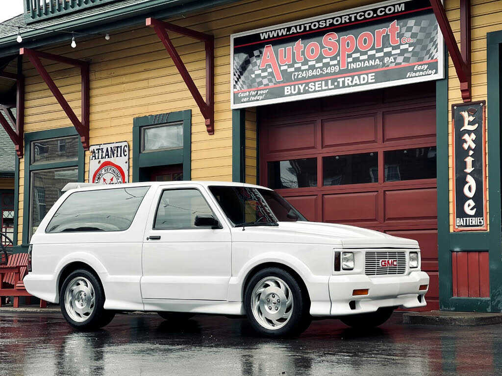 GMC Typhoon