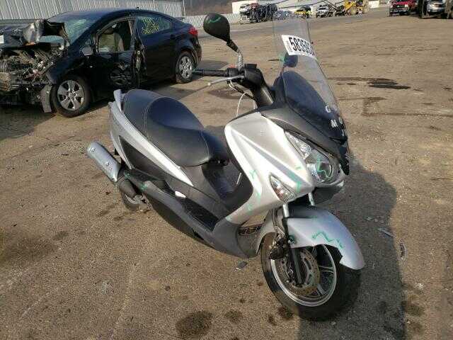 Suzuki UH200L