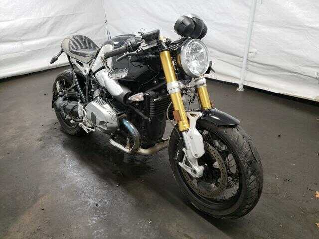 BMW R nineT