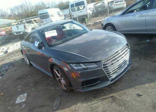 Audi TTS