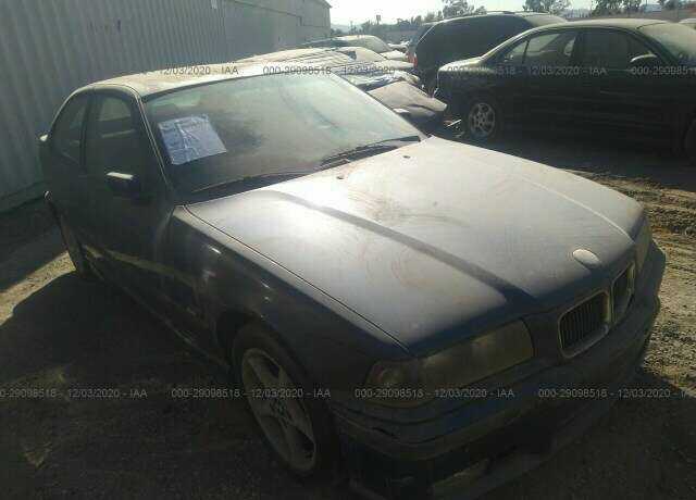 BMW 318ti