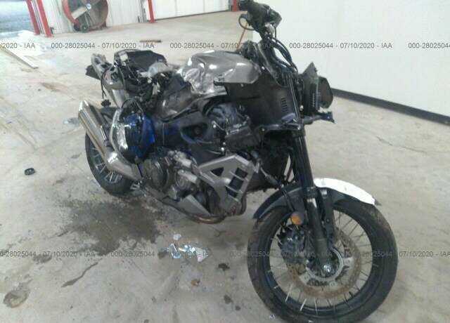 Honda VFR1200XD