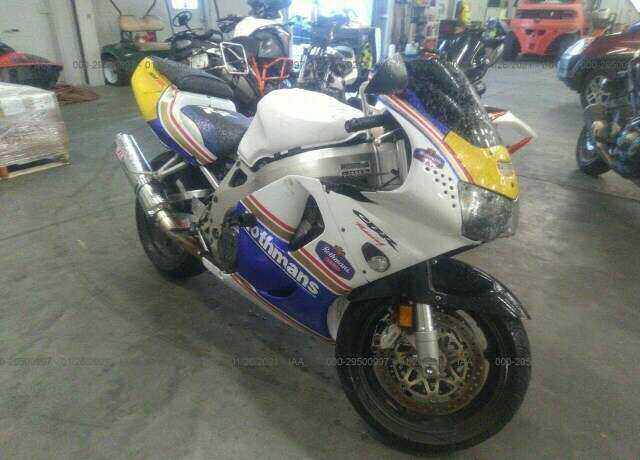 Honda CBR900