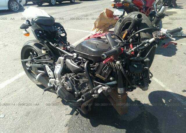 YAMAHA