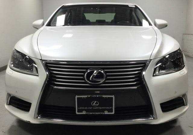 2016 Lexus LS